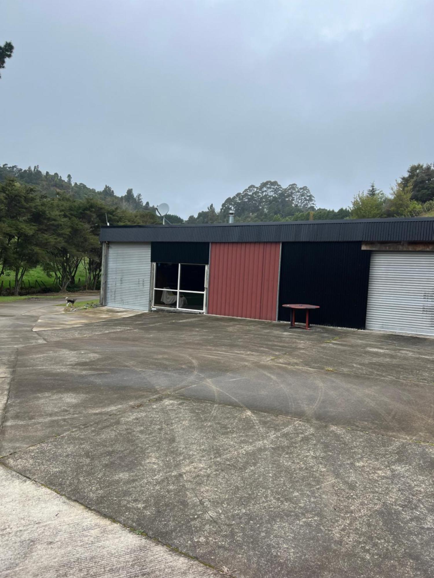 Self Contained Open Shed Space Wainui  Екстер'єр фото